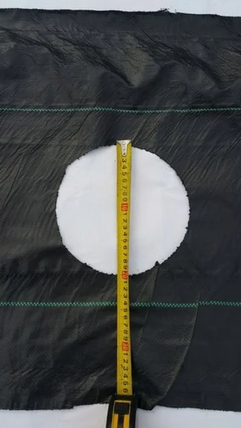 Agrotkanina OTWORY pod TUJE MALINY BORÓWKE KRZEWY itp. 0,8x10m