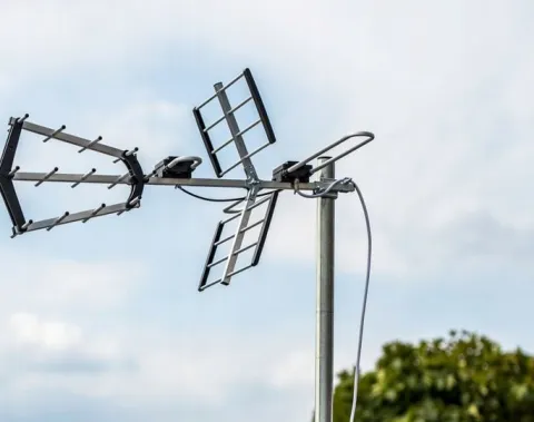 ANTENA DVBT2 DO TV NAZIEMNEJ KIERUNKOWA ZEWNĘTRZNA COMBO MUX8 4K LTE MOCNA