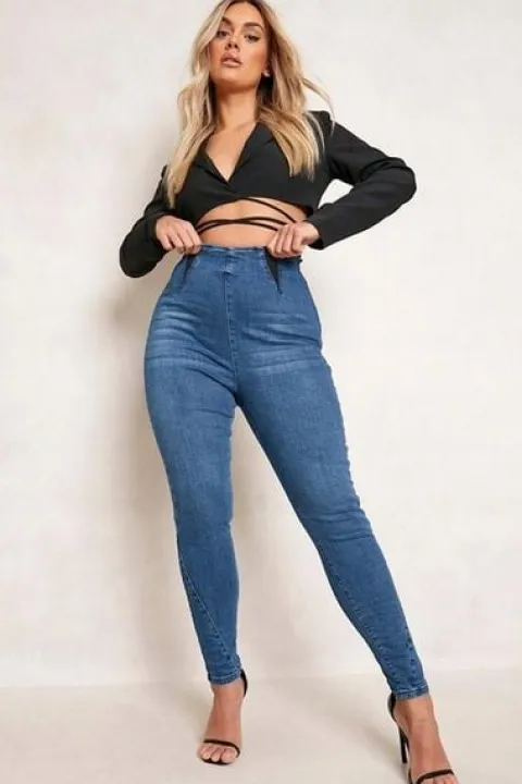 Boohoo niebieskie elastyczne spodnie plus size 54