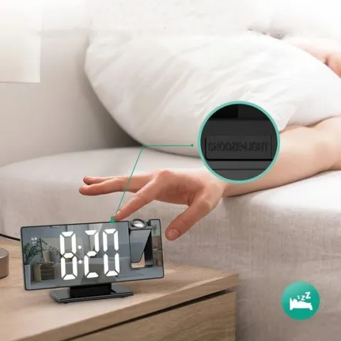 BUDZIK ZEGAR ELEKTRONICZNY LED PROJEKTOR DATA ALARM TERMOMETR 4w1