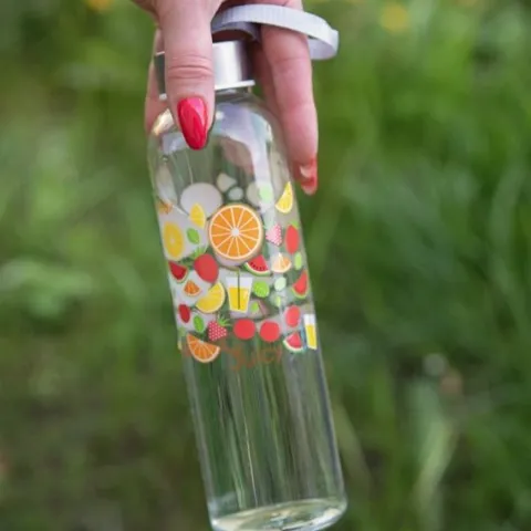 Butelka szklana na wodę soki Sophie 500 ml napis "lemon" owocowy nadruk