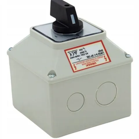 ŁĄCZNIK KRZYWKOWY 32A 0-1 3F W OBUDOWIE IP65
