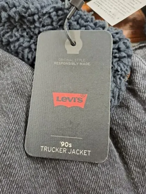 Damska kurtka Levi's dżinsowa z podszewką ze sztucznego futra | R. XS