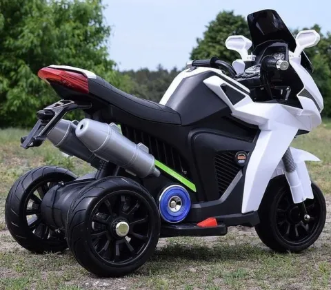 DUŻY MOTOR ŚCIGACZ Z SYMULACJĄ WYDECHU, MIĘKKIE KOŁA STRONG 2 EXCLUSIVE/6288A