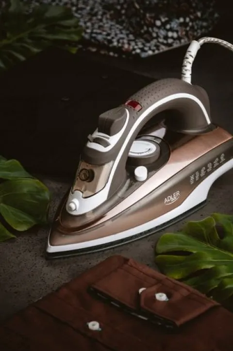 Żelazko ceramiczne Adler AD 5030 3000W Blokada kapania Samoczyszczenie
