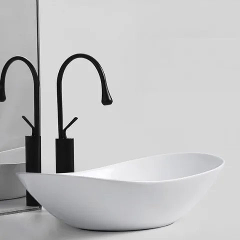ELEGANCKA UMYWALKA NABLATOWA OWALNA CERAMICZNA BIAŁA NA BLAT POŁYSK