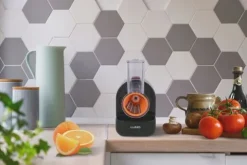 ELEKTRYCZNA SZATKOWNICA WARZYW WYCISKARKA OWOCÓW ROBOT KUCHENNY 150W LUND