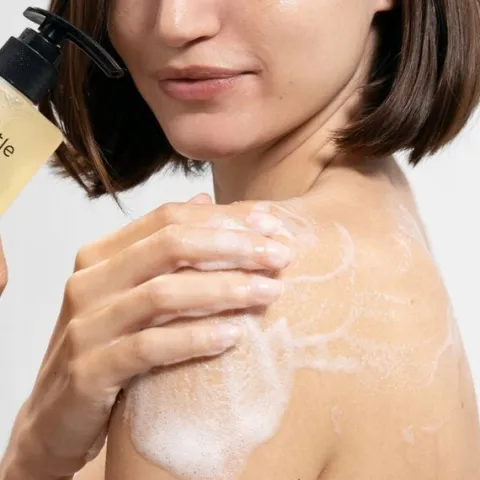 Żel pod prysznic SKYBOTTLE White Rain Perfumed Body Wash Shower gel 300ml