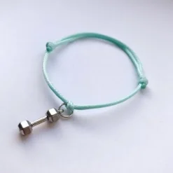 Fit Kolekcja - Bransoletka ze sznurka z hantlem pastel mint