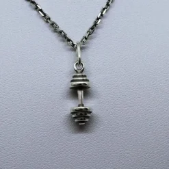 Fit Kolekcja - Zawieszka na łańcuszek srebrna sztangielka DUMBBELL 005 MINI