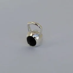 Fit Kolekcja - Zawieszka na łańcuszek srebrny KETTLEBELL SWAROVSKI Jet Hematite