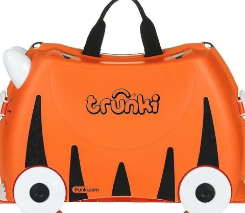 Jeździk walizka TRUNKI - jeżdżąca walizeczka 2w1