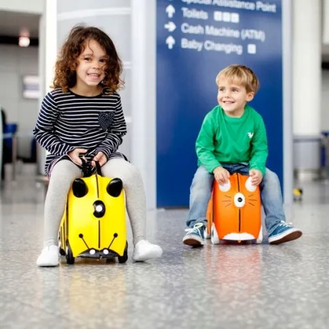 Jeździk walizka TRUNKI - jeżdżąca walizeczka 2w1
