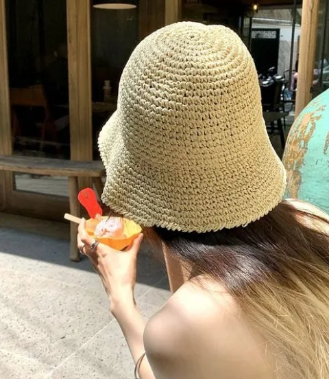 Kapelusz Beżowy Damski Słomkowy Letni Plażowy Hat