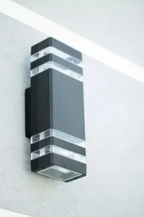 KINKIET ELEWACYJNY GÓRA DÓŁ LAMPA OGRODOWA 2XGU10 IP54 ALUMINIUM CZARNY