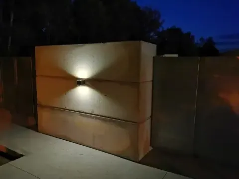 Kinkiet Solarny na Balkon Taras Tryb Lato/Zima