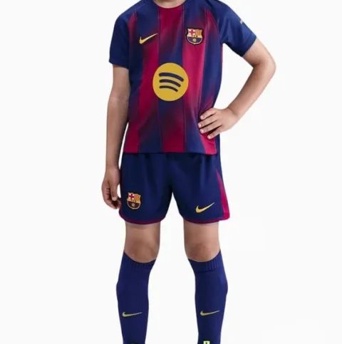 Komplet FC Barcelona 25-26 dla dzieci 6-7 lat 128-136cm r.22