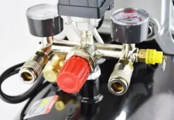 KOMPRESOR DWUTŁOKOWY OLEJOWY SPRĘŻARKA POWIETRZA 50L 4,9 KM OLEJ GRATIS V2