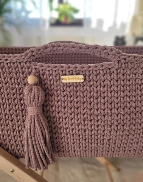 Kosz Mojżesza BOHO Handmade ze stojakiem - mauve