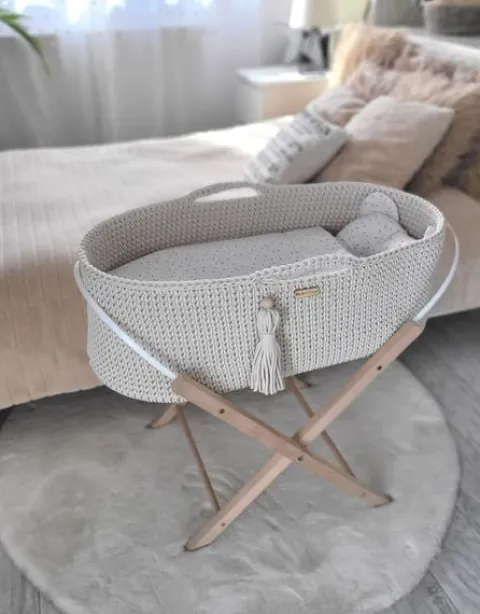 Kosz Mojżesza BOHO Handmade ze stojakiem - śmietanka