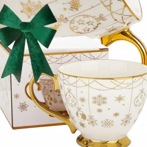 Kubek filiżanka świąteczna w pudełku porcelana prezent świąteczny