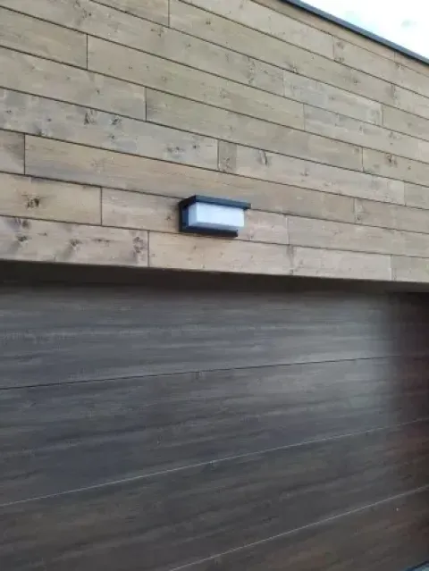 LAMPA ELEWACYJNA CZUJNIK RUCHU KINKIET OGRÓD E27