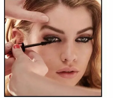 Max Factor 2000 Calorie Curl Addict Tusz Do Rzęs Czarny 13.1 Ml Podkręcenie