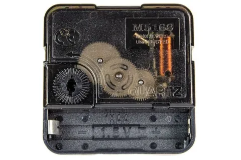 Mechanizm kwarcowy skokowy tykający gwint 6mm bez wieszaka