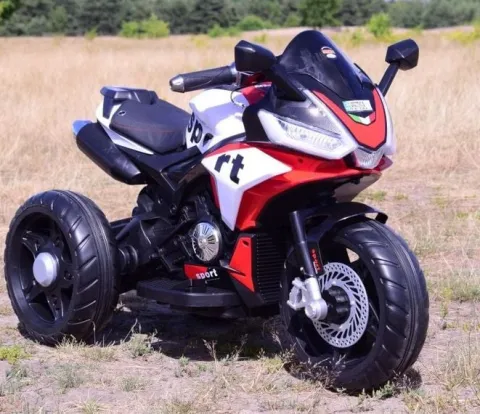 MEGA MOTOR 3 KOŁOWY SPORT, DWA SILNIKI , MIĘKKIE KOŁA, MIĘKKIE SIEDZENIE, GAZ W MANETCE/FB6886