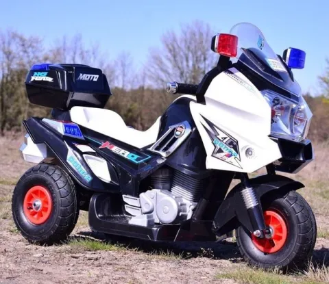 MEGA WIELKI MOTOR HERO Z DŹWIĘKAMI NA POMPOWANYCH KOŁACH NOWOŚĆ / 8815 12 V