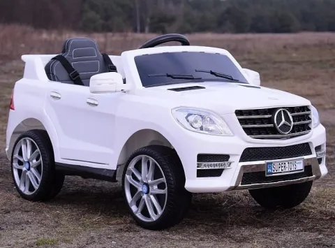 MERCEDES ML350 AMG TRZY SILNIKI, FUNKCJA BUJANIA,MIĘKKIE KOŁA, MIĘKKIE SIEDZENIE, MOCNY/ML350