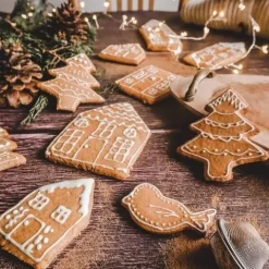 Metalowe foremki do ciastek świątecznych 10 szt. wykrawacze do pierników