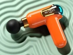 MINI PISTOLET DO MASAŻU MOCNY MASAŻER MASSAGE GUN PRZENOŚNY + 4 KOŃCÓWKI
