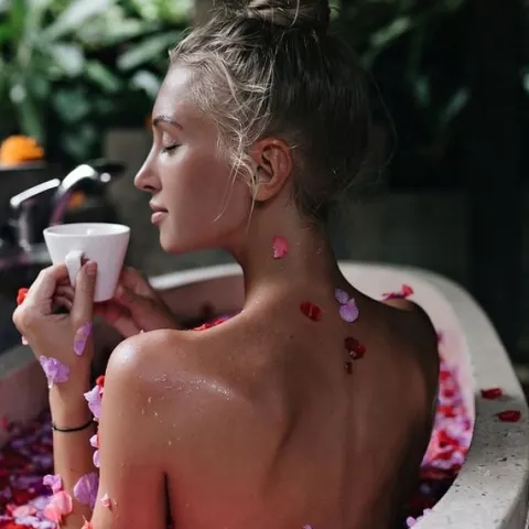 Möller PRIYA & LOVE SZAMPON I ŻEL POD PRYSZNIC ŻEŃ-SZEŃ 5L PRIJA PREMIUM