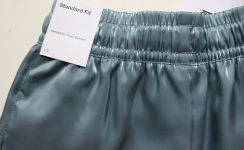 Nike spodenki damskie biegania satyna DRI FIT r L