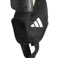 Ochraniacze piłkarskie adidas Tiro Match Club Jr IP3996 M