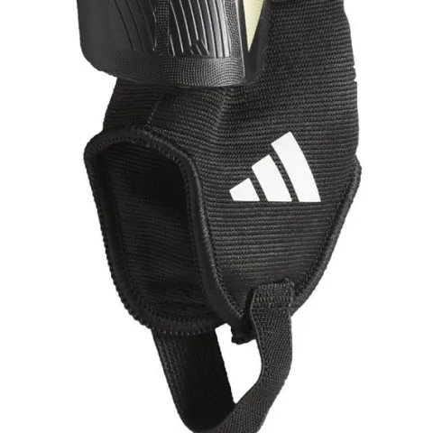 Ochraniacze piłkarskie adidas Tiro Match Club Jr IP3996 M