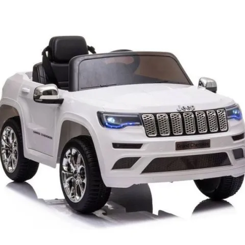 ORYGINALNY JEEP GRAND CHEROKEE, MIĘKKIE KOŁA, MIĘKKIE SIEDZENIE, SUPER WERSJA/JJ2055