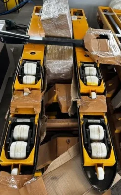 PALECIAK WÓZEK PALETOWY Z DOKŁADNĄ WAGĄ CYFROWĄ 2500kg 1150mm POWYSTAWOWY