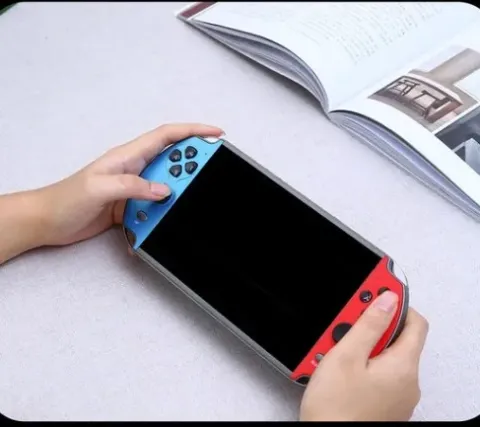 PRZENOŚNA KONSOLA DO GIER RETRO X12 3000 GIER 5,1'' POLSKIE MENU