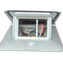 Puszka podłogowa Pop-up do wyposażenia, 3 moduły, aluminium Legrand 054010