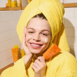 Serum Liftingujące z Retinolem Roślinnym Wielozadaniowe [2.5%] 30 ml Miya