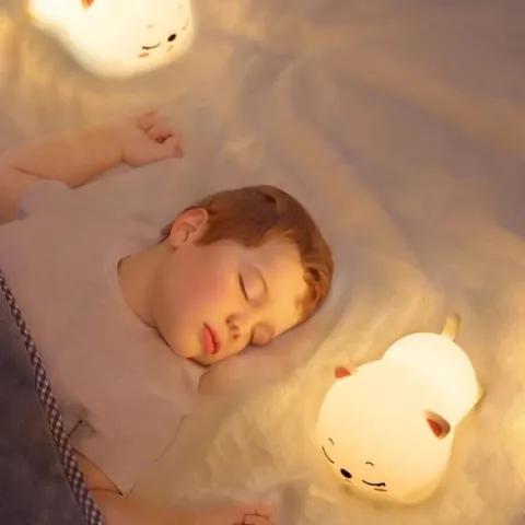 Silikonowa lampka nocna Misiek led rgb