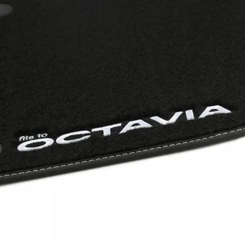 SKODA Octavia II 2008-2012 Dywaniki welurowe LOGO