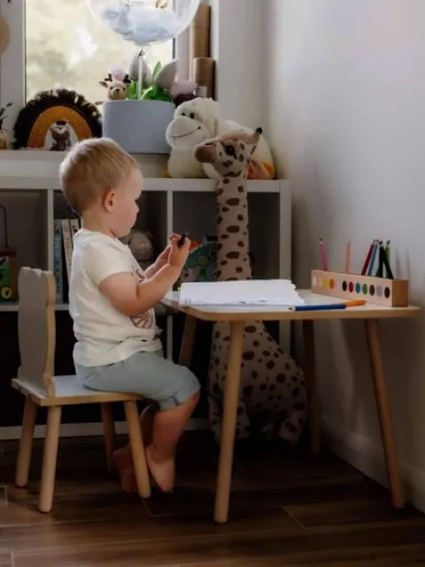 Stolik dla dzieci prostokąt biały