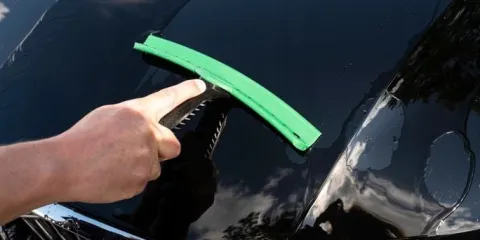 VIKAN - Ściągaczka samochodowa do wody 35 cm