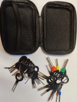 Wyjmaki w ETUI 38 wyjmaków klucze do wyciągania pinów WYJMAKI DO PINÓW