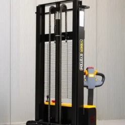 Wózek elektryczny podnośnikowy magazynowy 1500kg 1,5t 3m platforma podest