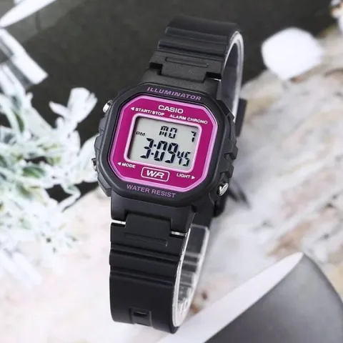 ZEGAREK DAMSKI CASIO LA-20WH-4ADF (zd596c) + BOX