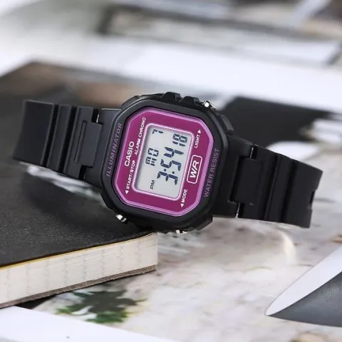 ZEGAREK DZIECIĘCY CASIO LA-20WH-4ADF + BOX
